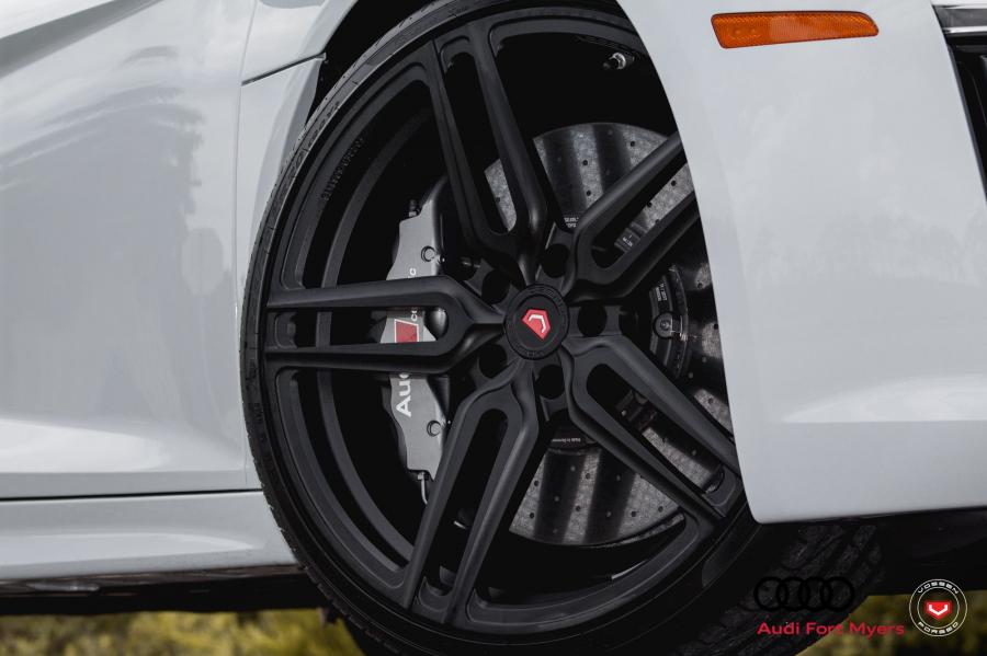 Колеса Audi R8 V10 on Vossen Wheels (HC-1) 2017 года  (фото 17 из 20)
